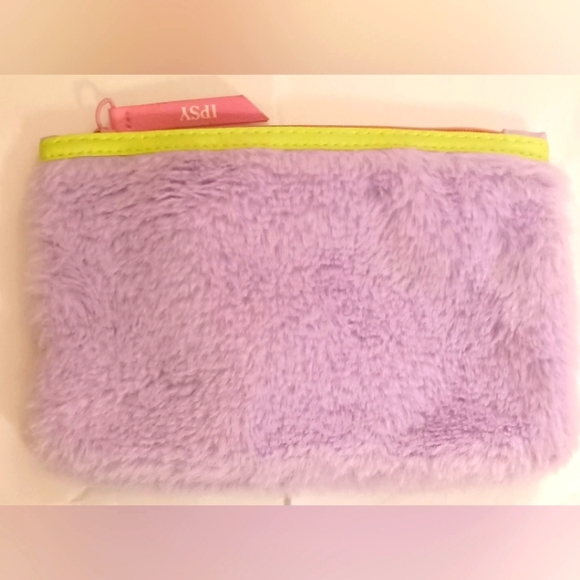 ipsy Accessories - IPSY Glam Bag  Lavendar Faux-Fur Pouch